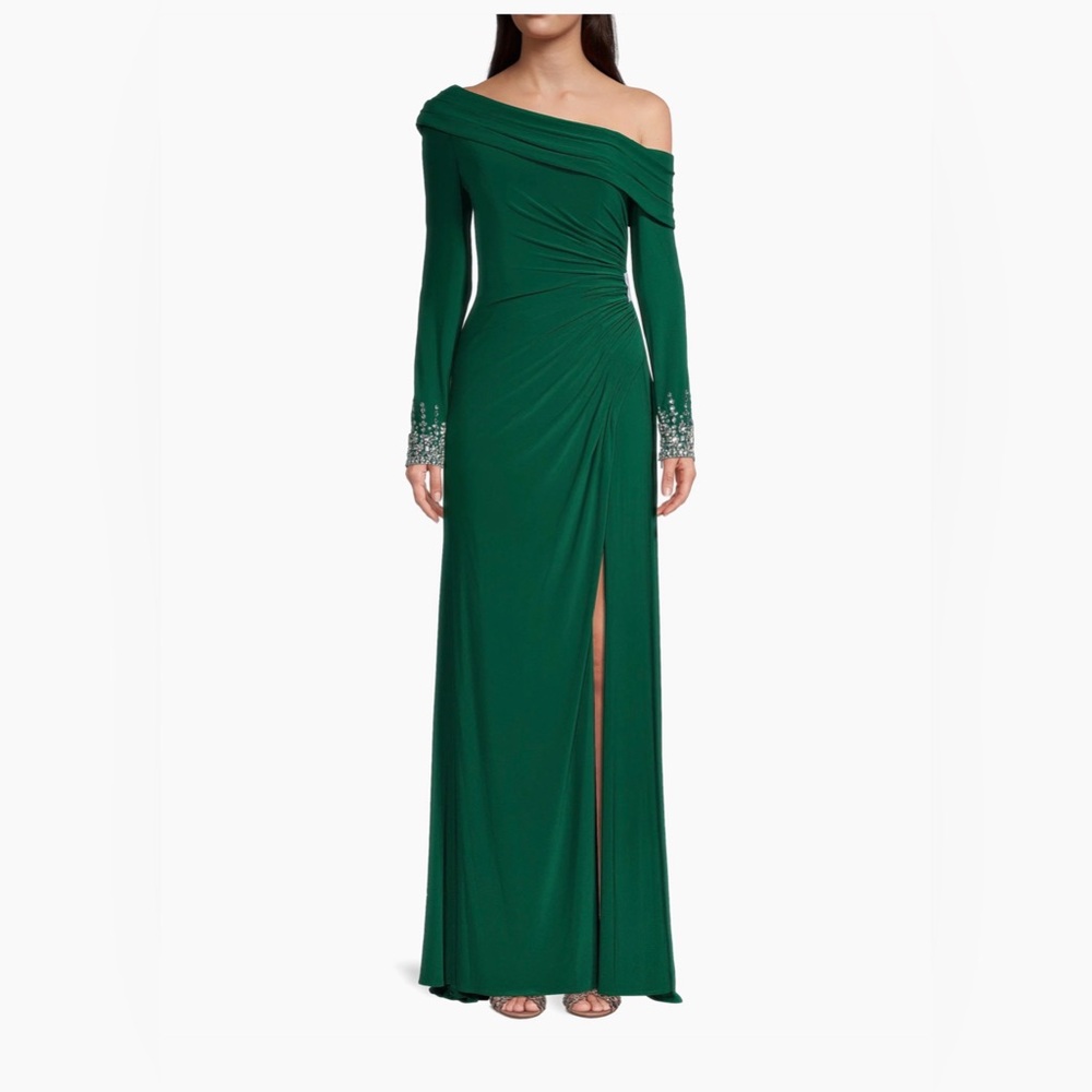 Mac Duggal Emerald‎ Green Embellished Evening Gown – Size 14 – NWT